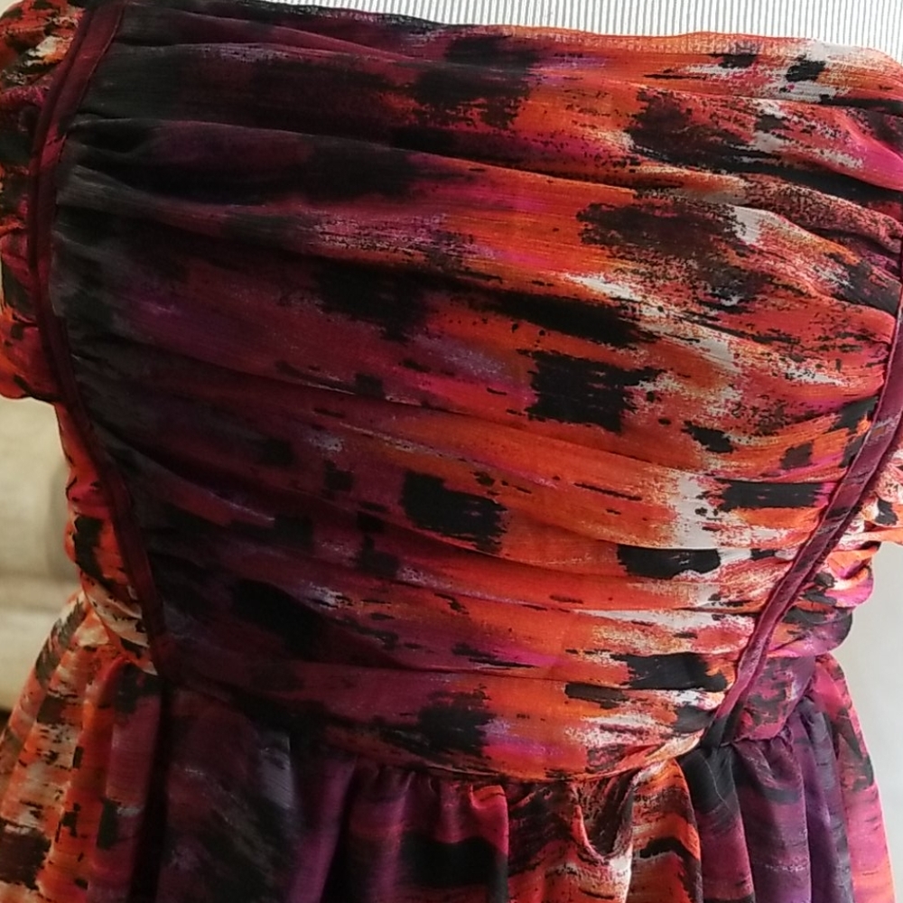 ๐ ROMEO & JULIET DRESS - Picture 2 of 8